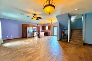 2011 Zint St, Gonzales, TX 78629 - Photo 7