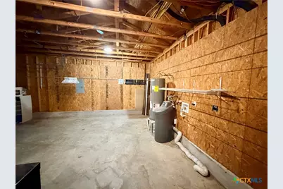 2011 Zint Street, Gonzales, TX 78629 - Photo 27