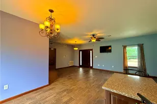 2011 Zint St, Gonzales, TX 78629 - Photo 9