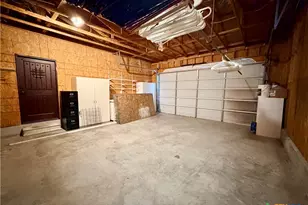 2011 Zint St, Gonzales, TX 78629 - Photo 29