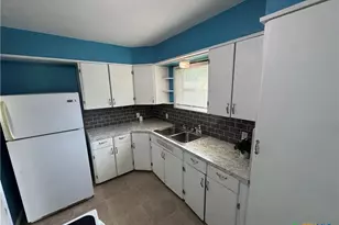 1701 E Mimosa Ave, Victoria, TX 77901 - Photo 13
