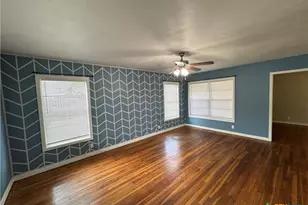 1701 E Mimosa Ave, Victoria, TX 77901 - Photo 3