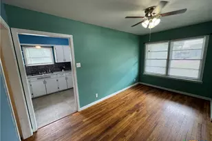1701 E Mimosa Ave, Victoria, TX 77901 - Photo 7