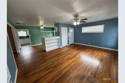 1701 E Mimosa Avenue, Victoria, TX 77901 - Photo 5
