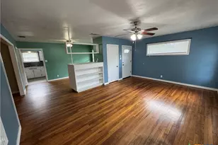1701 E Mimosa Ave, Victoria, TX 77901 - Photo 5