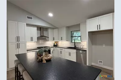 1378 County Road 1045, Lampasas, TX 76550 - Photo 7