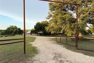 1378 County Rd 1045, Lampasas, TX 76550 - Photo 3