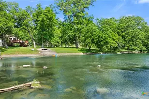 1242 Ervendberg Ave, New Braunfels, TX 78130 - Photo 1