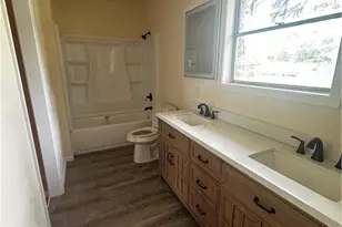 1434 St Andrew St, Gonzales, TX 78629 - Photo 7
