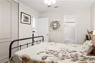 309 Versailles St, Victoria, TX 77904 - Photo 15