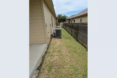 343&345 Emma Drive, New Braunfels, TX 78130 - Photo 25