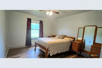 110 Live Oak Street, Gonzales, TX 78629 - Photo 29