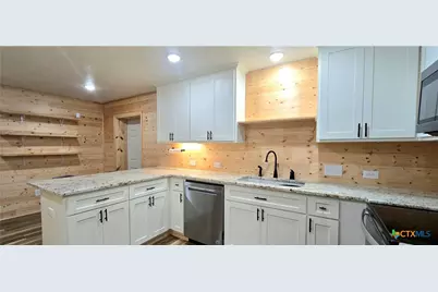 110 Live Oak Street, Gonzales, TX 78629 - Photo 23