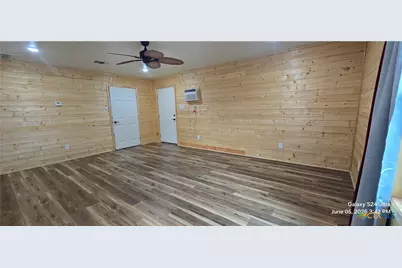 110 Live Oak Street, Gonzales, TX 78629 - Photo 25