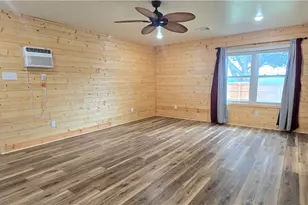 110 Live Oak St, Gonzales, TX 78629 - Photo 25