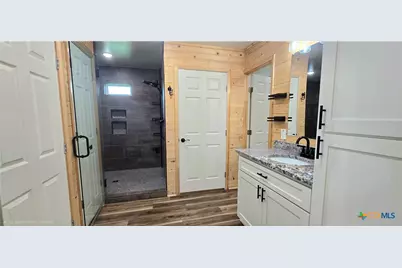 110 Live Oak Street, Gonzales, TX 78629 - Photo 27