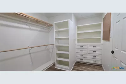 110 Live Oak Street, Gonzales, TX 78629 - Photo 27