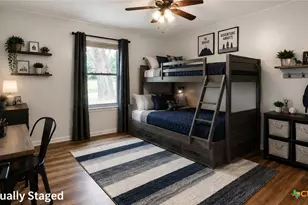 110 Live Oak St, Gonzales, TX 78629 - Photo 11