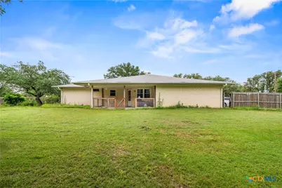 8827 E Highway 190, Lampasas, TX 76550 - Photo 7