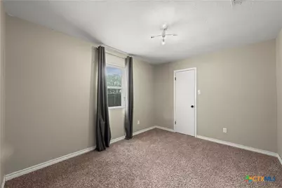 8827 E Highway 190, Lampasas, TX 76550 - Photo 15