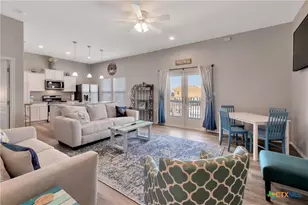 139 Paradise Dr, Rockport, TX 78328 - Photo 3