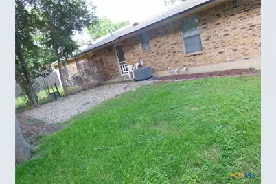 1022 Clover Circle, New Braunfels, TX 78130 - Photo 15