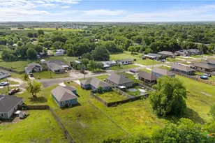 104 Ave B, Moody, TX 76557 - Photo 23