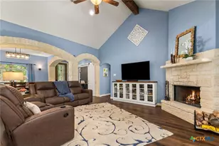 1353 Hunter's Ct, Seguin, TX 78155 - Photo 7