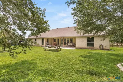 1353 Hunters Court, Seguin, TX 78155 - Photo 21