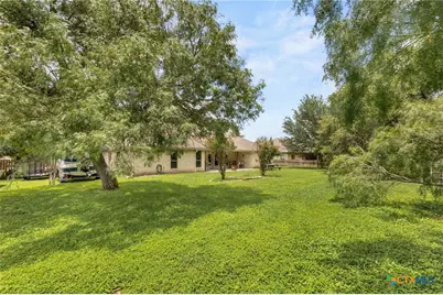 1353 Hunters Court, Seguin, TX 78155 - Photo 23