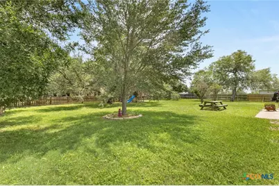 1353 Hunters Court, Seguin, TX 78155 - Photo 23