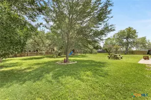 1353 Hunter's Ct, Seguin, TX 78155 - Photo 23