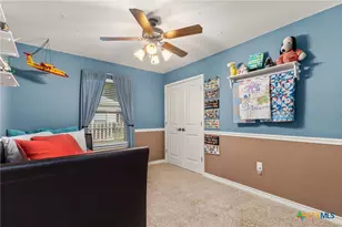 1353 Hunter's Ct, Seguin, TX 78155 - Photo 17