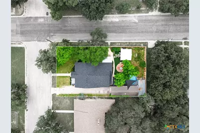 208 S Spring Street, Lampasas, TX 76550 - Photo 33