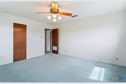 1702 Susan Drive, Kerrville, TX 78028 - Photo 37