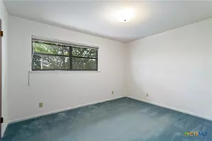 1702 Susan Dr, Kerrville, TX 78028 - Photo 37
