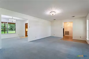 1702 Susan Dr, Kerrville, TX 78028 - Photo 13