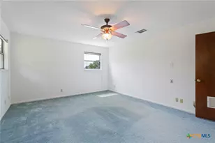 1702 Susan Dr, Kerrville, TX 78028 - Photo 33