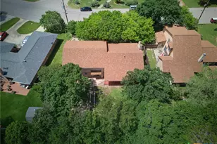 1702 Susan Dr, Kerrville, TX 78028 - Photo 9