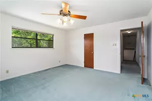 1702 Susan Dr, Kerrville, TX 78028 - Photo 35