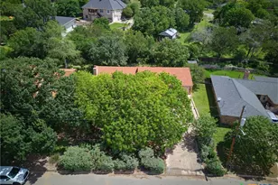 1702 Susan Dr, Kerrville, TX 78028 - Photo 7