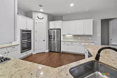 219 Winding View, New Braunfels, TX 78132 - Photo 13