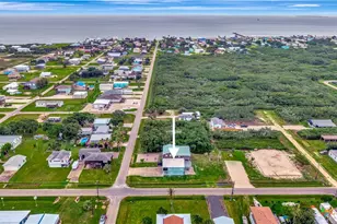 611 W Tyler Ave, Port O'Connor, TX 77982 - Photo 25