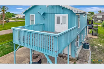 611 W Tyler Avenue, Port O'Connor, TX 77982 - Photo 21