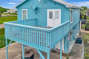 611 W Tyler Ave, Port O'Connor, TX 77982 - Photo 21