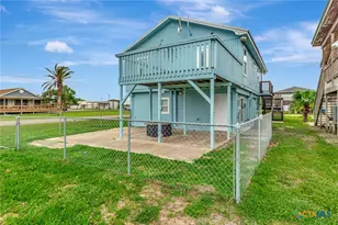 611 W Tyler Ave, Port O'Connor, TX 77982 - Photo 23