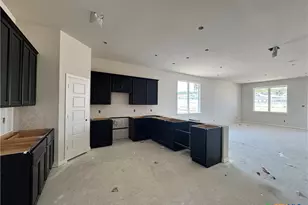 334 Pathfinder Dr, Copperas Cove, TX 76522 - Photo 5
