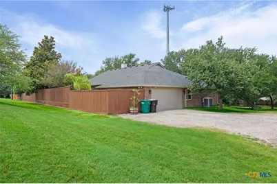 68 Richland Drive, Belton, TX 76513 - Photo 3