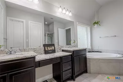 2620 Malboona Mews Drive, New Braunfels, TX 78132 - Photo 15
