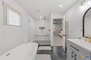 702 E Sandy Ln, Little River-Academy, TX 76554 - Photo 29